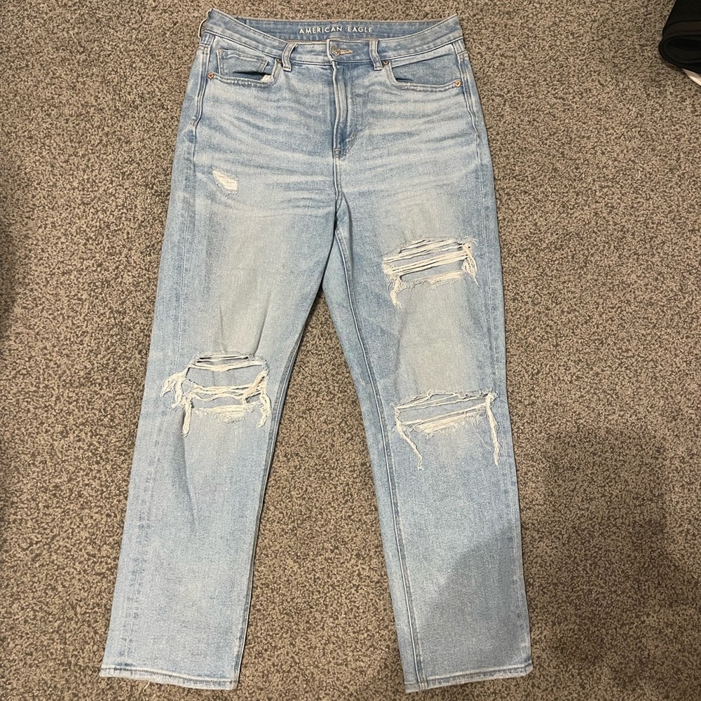 American Eagle Mom Jeans